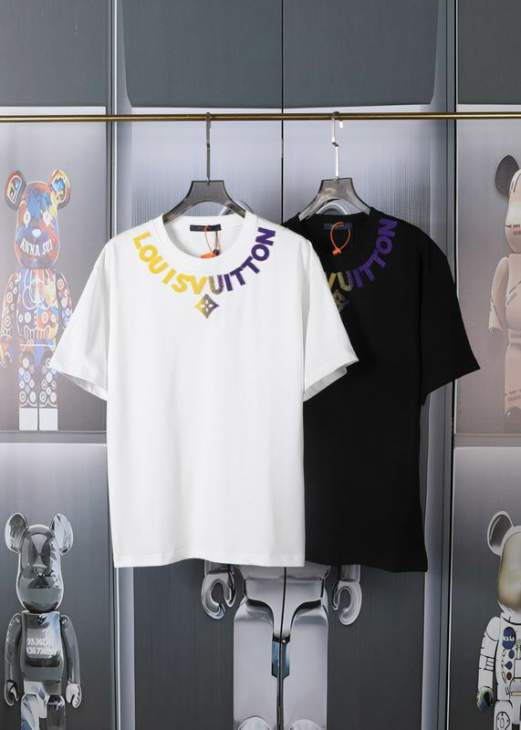 Picture of Louis Vuitton T Shirts Short _SKULVS-XLtltxA1067195